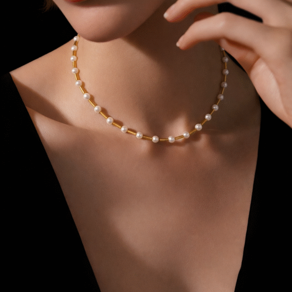 Whisper of Devotion Μενταγιόν από μαργαριτάρια και επιχρυσωμένο αιματίτη