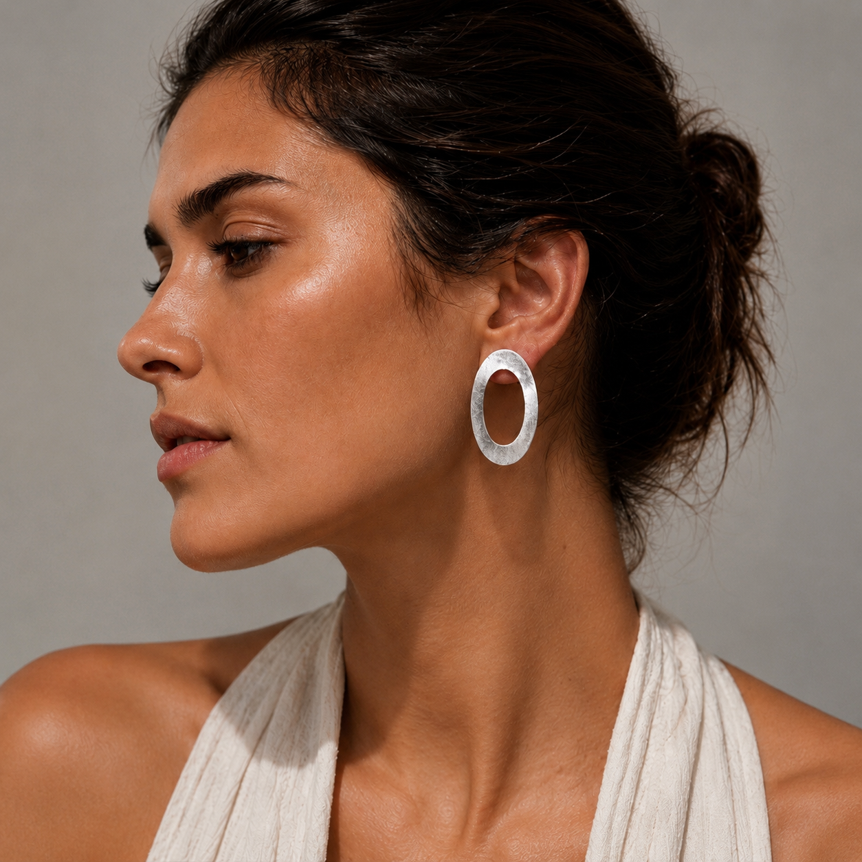 Luna Oval Studs - Σκουλαρίκια σε οβάλ σχήμα με επαργύρωση και ματ επιφάνεια - Image 2